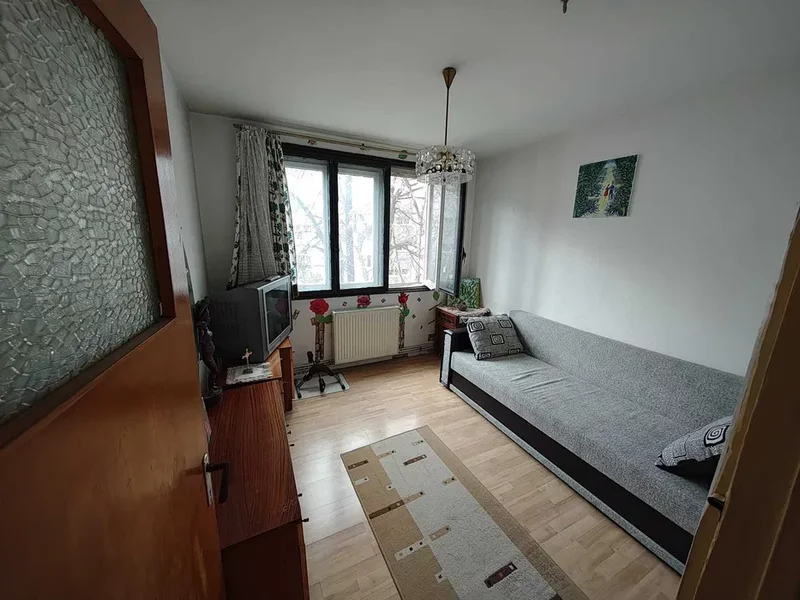 Drumul Taberei, etaj 2/4, centrala termica, liber