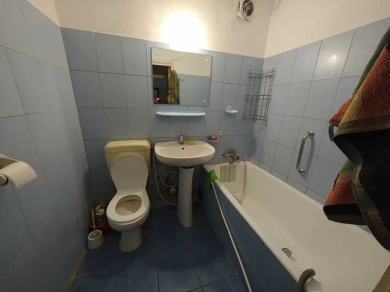 Drumul Taberei, etaj 2/4, centrala termica, liber